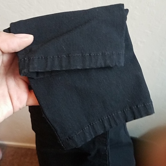 Stretchy maternity pants - Picture 3 of 4